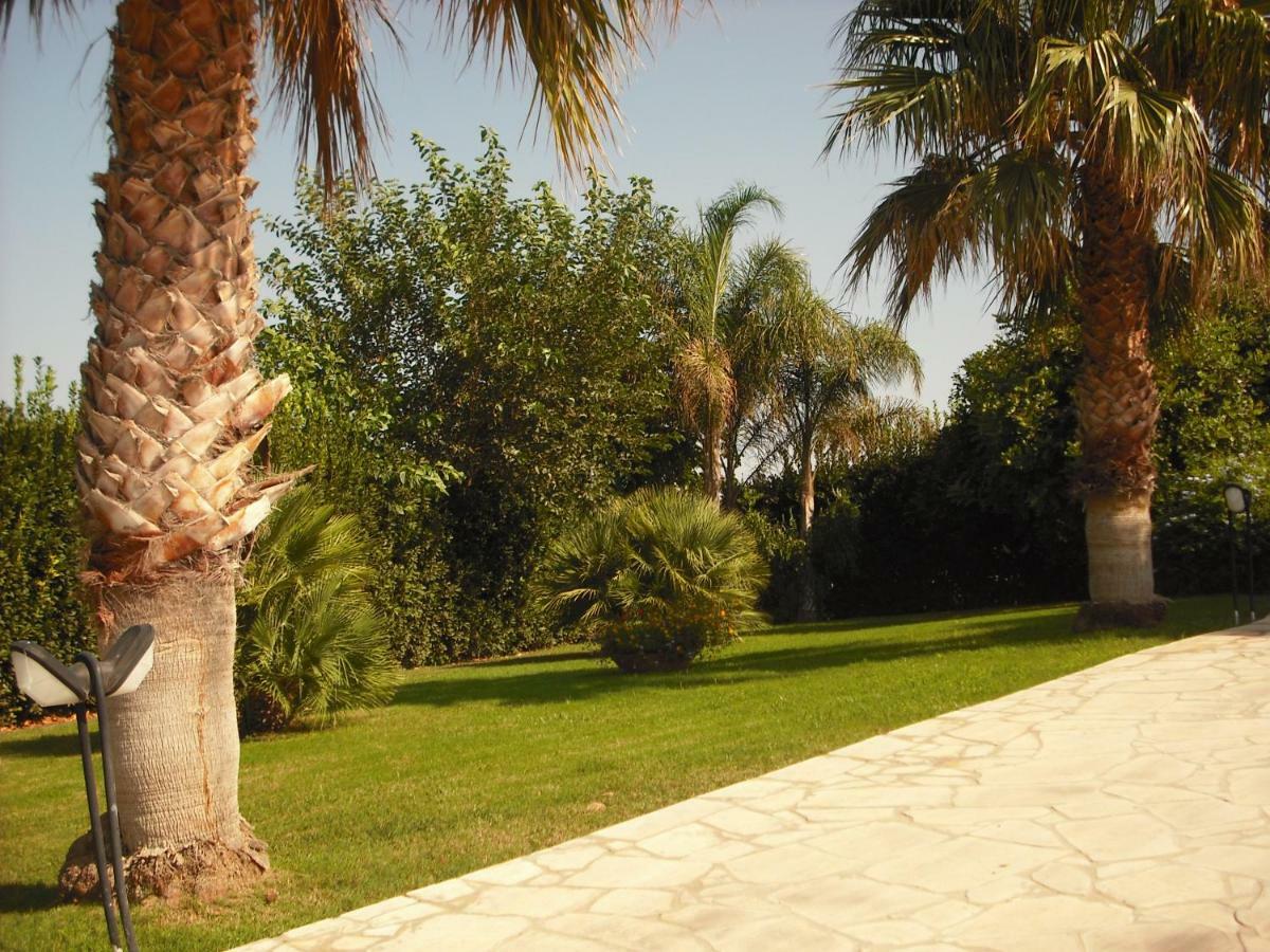 "Villa Rosa" Marina di Ragusa Exteriör bild